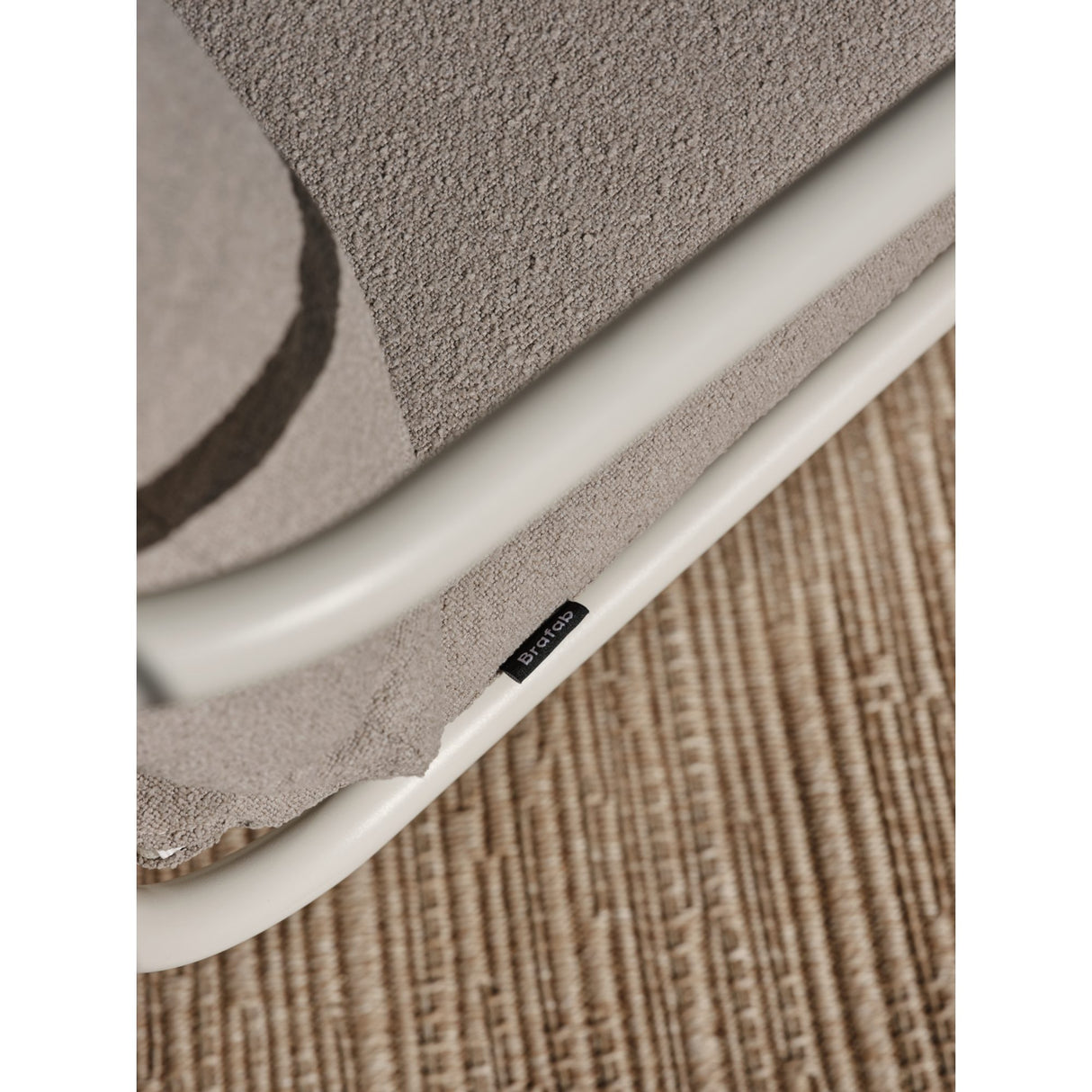 Bendt Utefåtölj Pearl White/Teddy Beige
