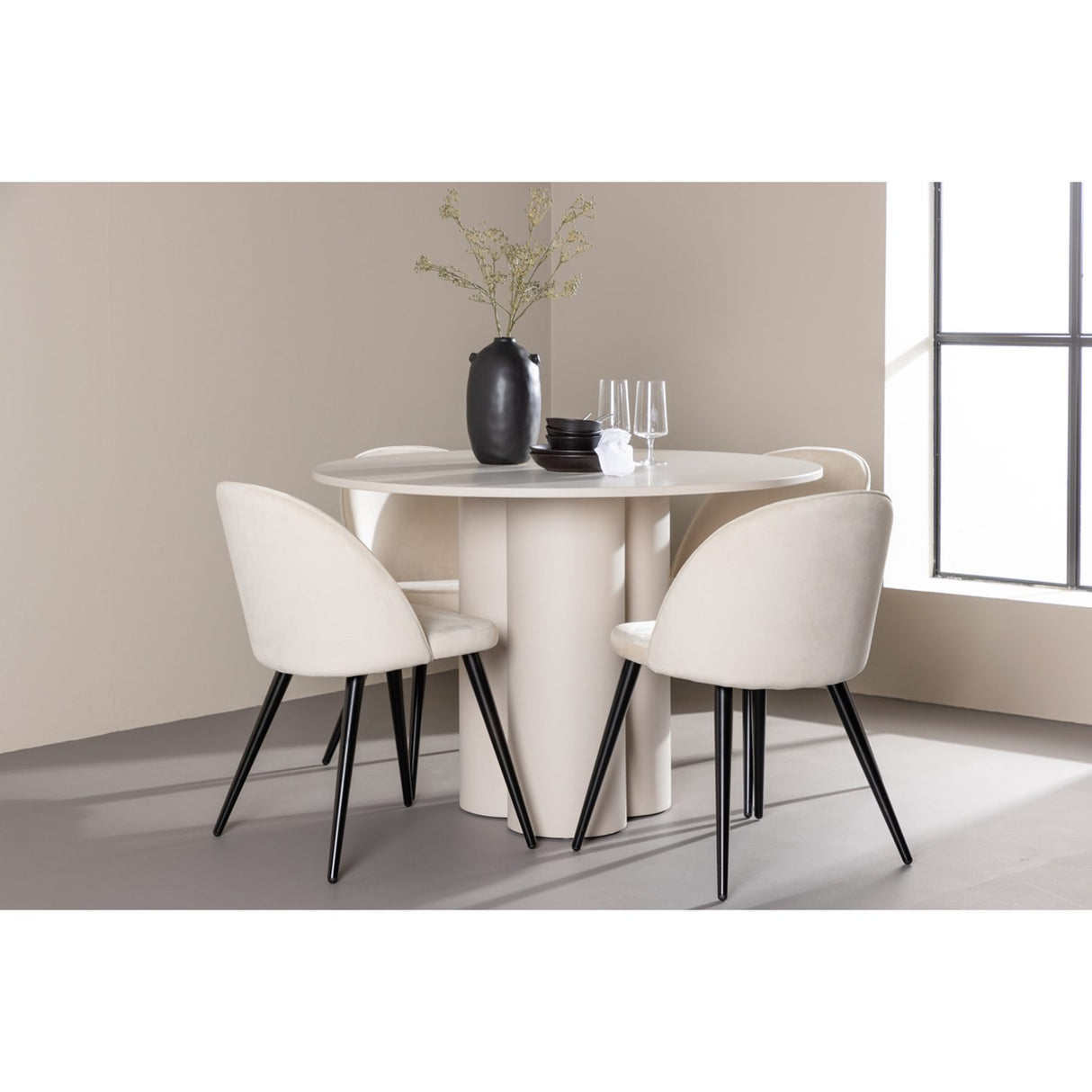 Olivia, Velvet Rund matgrupp