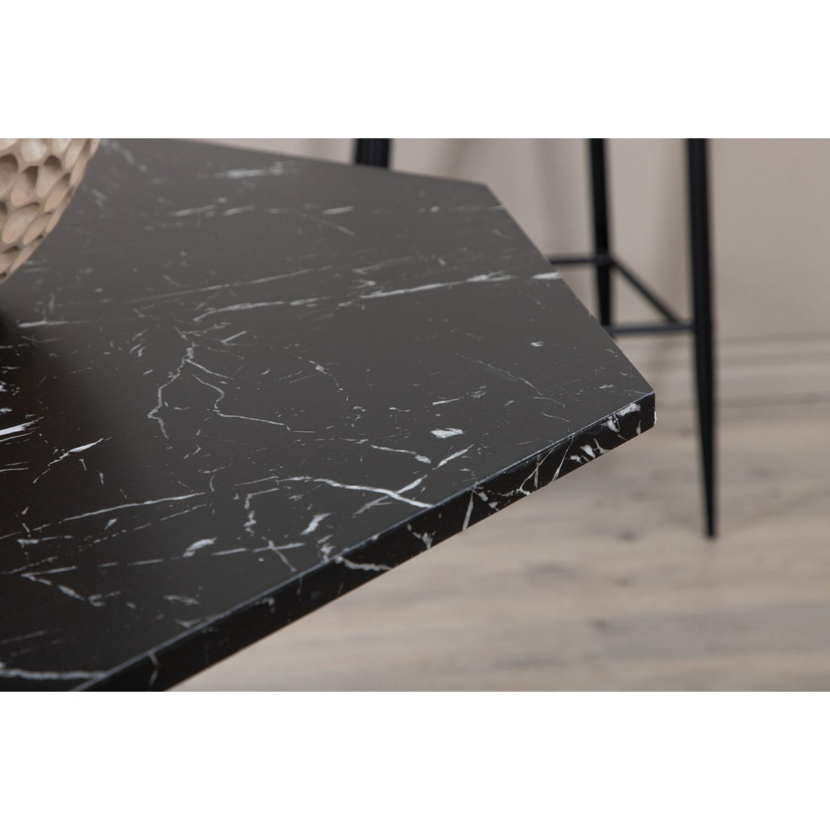 Marbs Runt matbord Svart, MDF, ⌀110