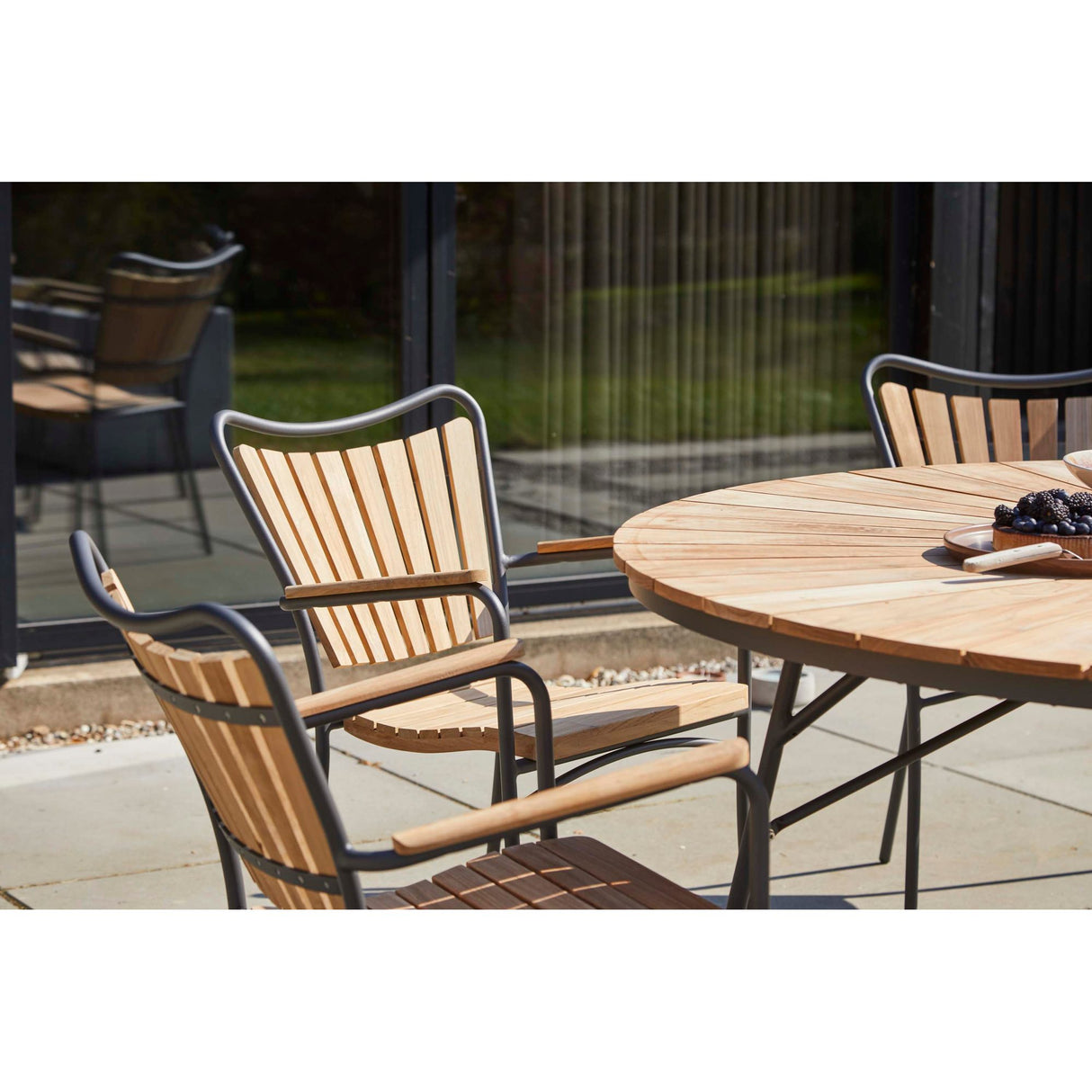 Ellen Trädgårdsmöbelset i Teak och Aluminium 150 cm + 6 stolar, Antracit