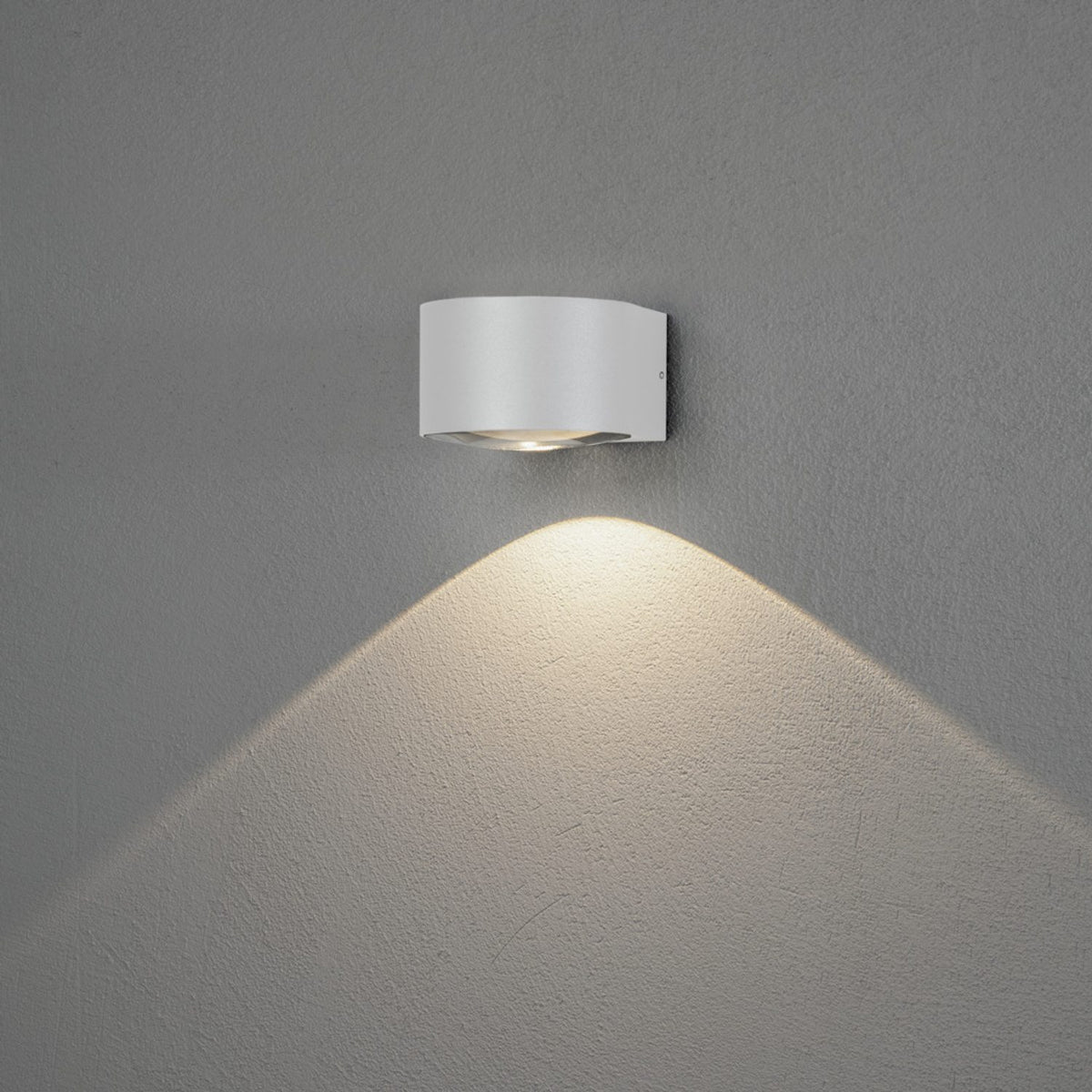 Gela HP-LED Ned Vägglampa Ute Vit