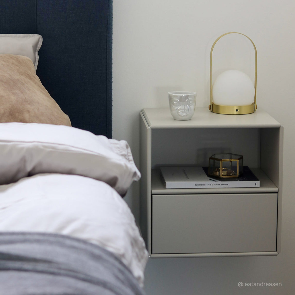 Charlie Quadrant-sängbord Svamp