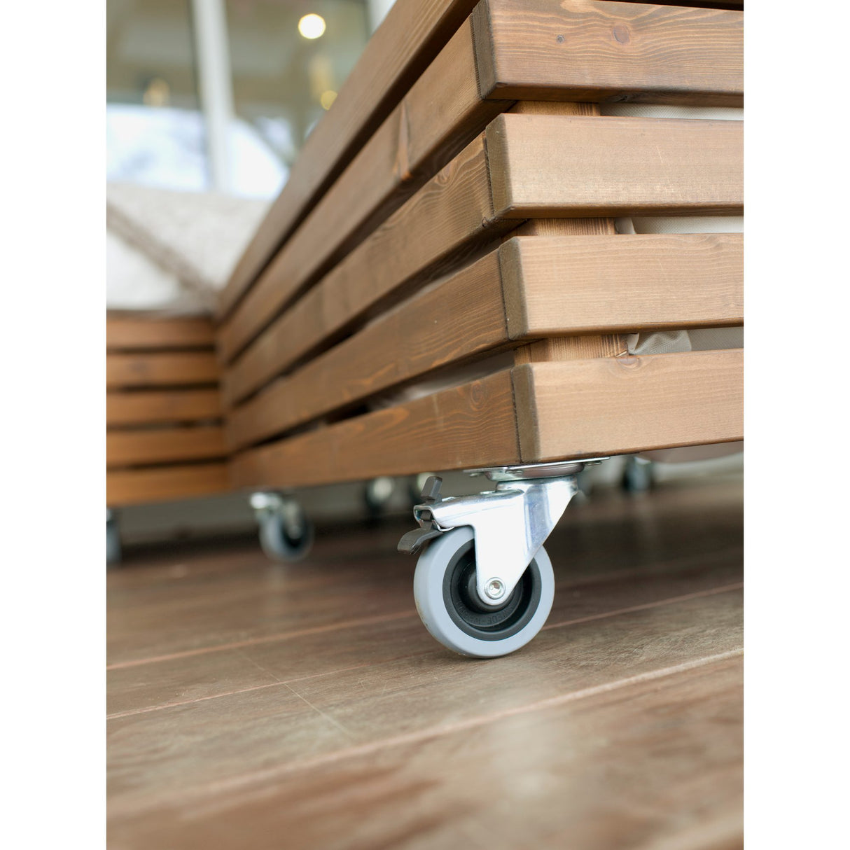 Bara Vara Utefåtölj Brun