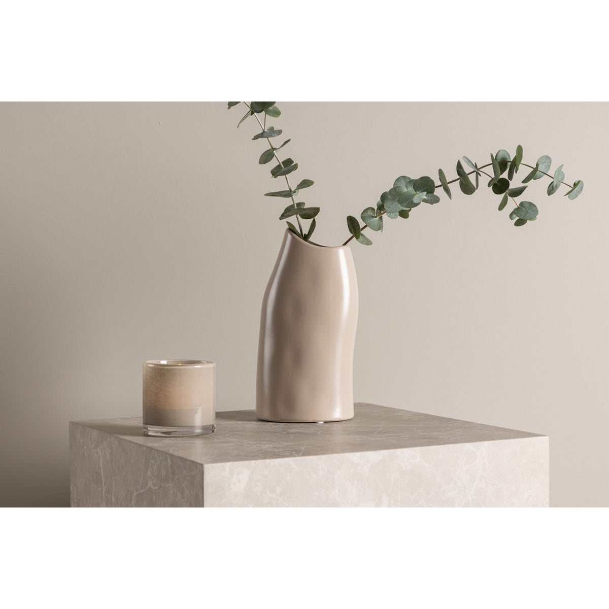 Ernst Vas Beige, 23 x 12 x 9