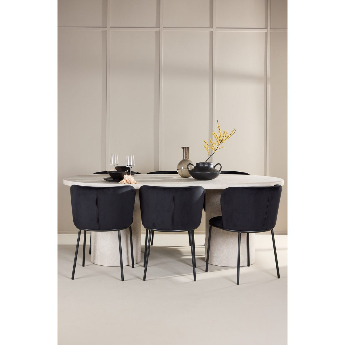 Narvik, Edina Oval matgrupp Svart, Beige, 200 x 100