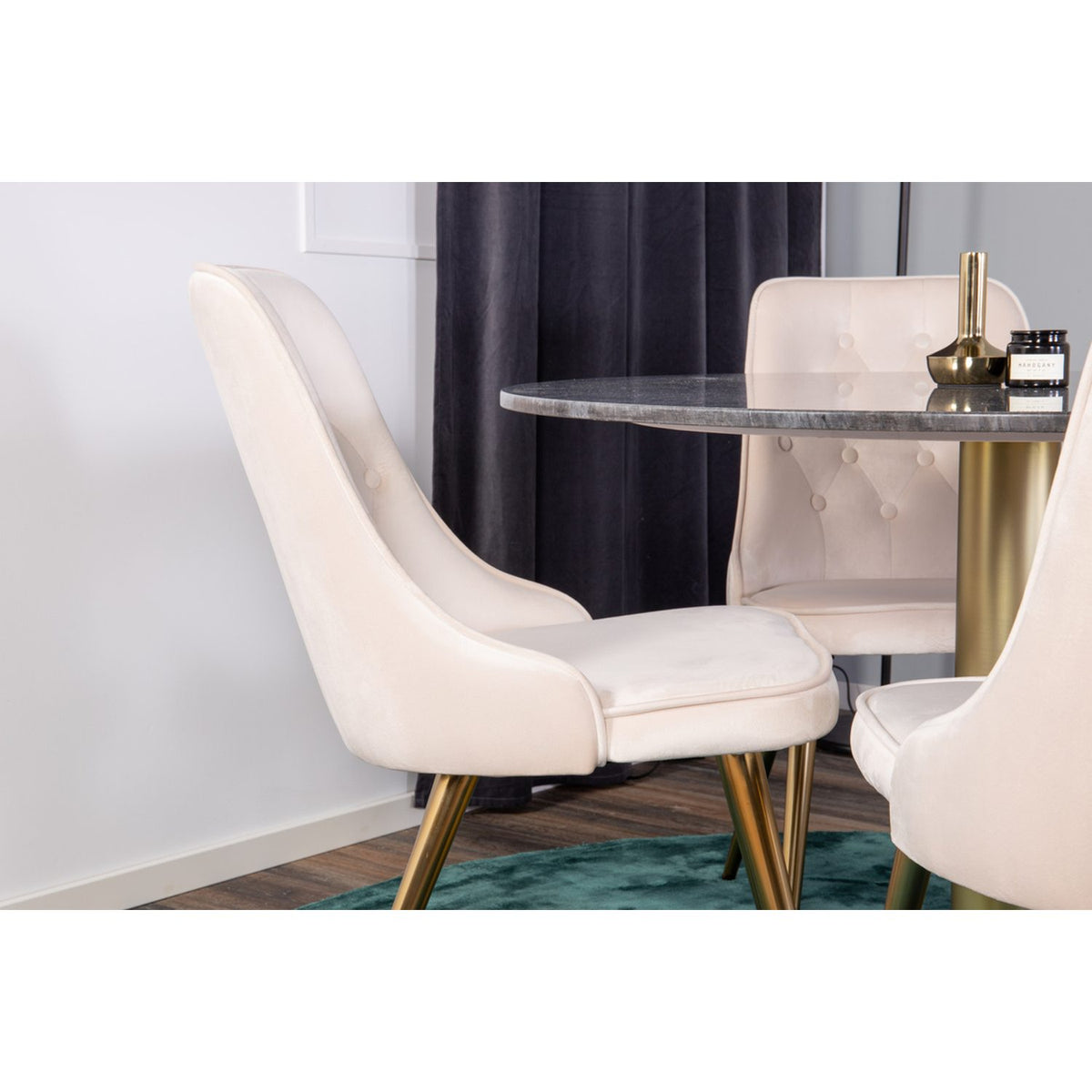 Estelle, Velvet Deluxe Rund matgrupp