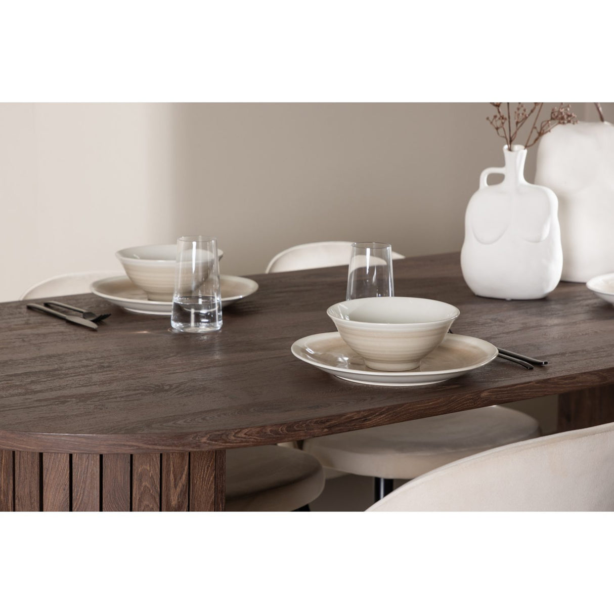 Härön, Velvet Ovalt matgrupp Beige,Svart, Mocka, 200 x 90