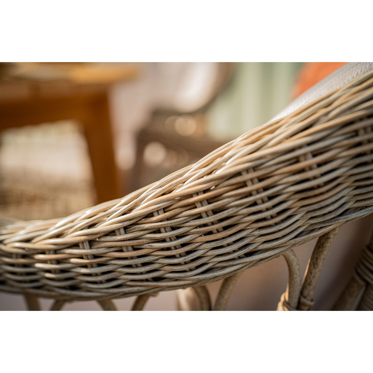 Fjäderö Utefåtölj