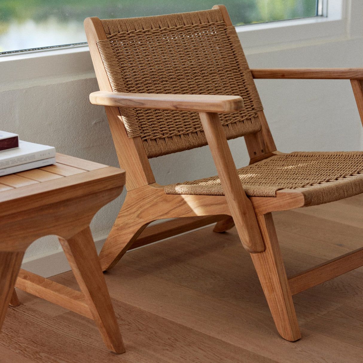 Eya Loungestol Teak med Paperloom fläta