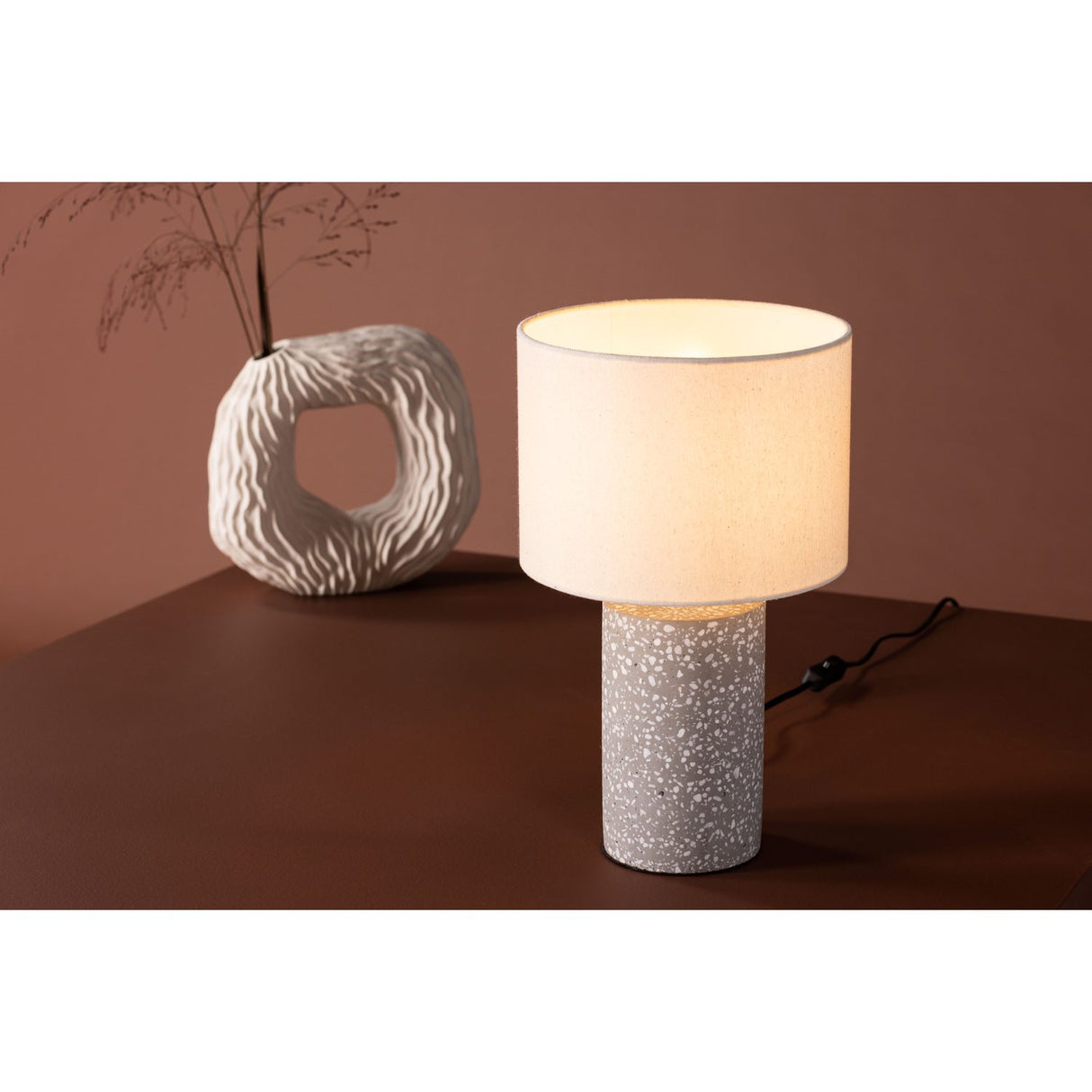 Dijon Bordslampa Grå, 35