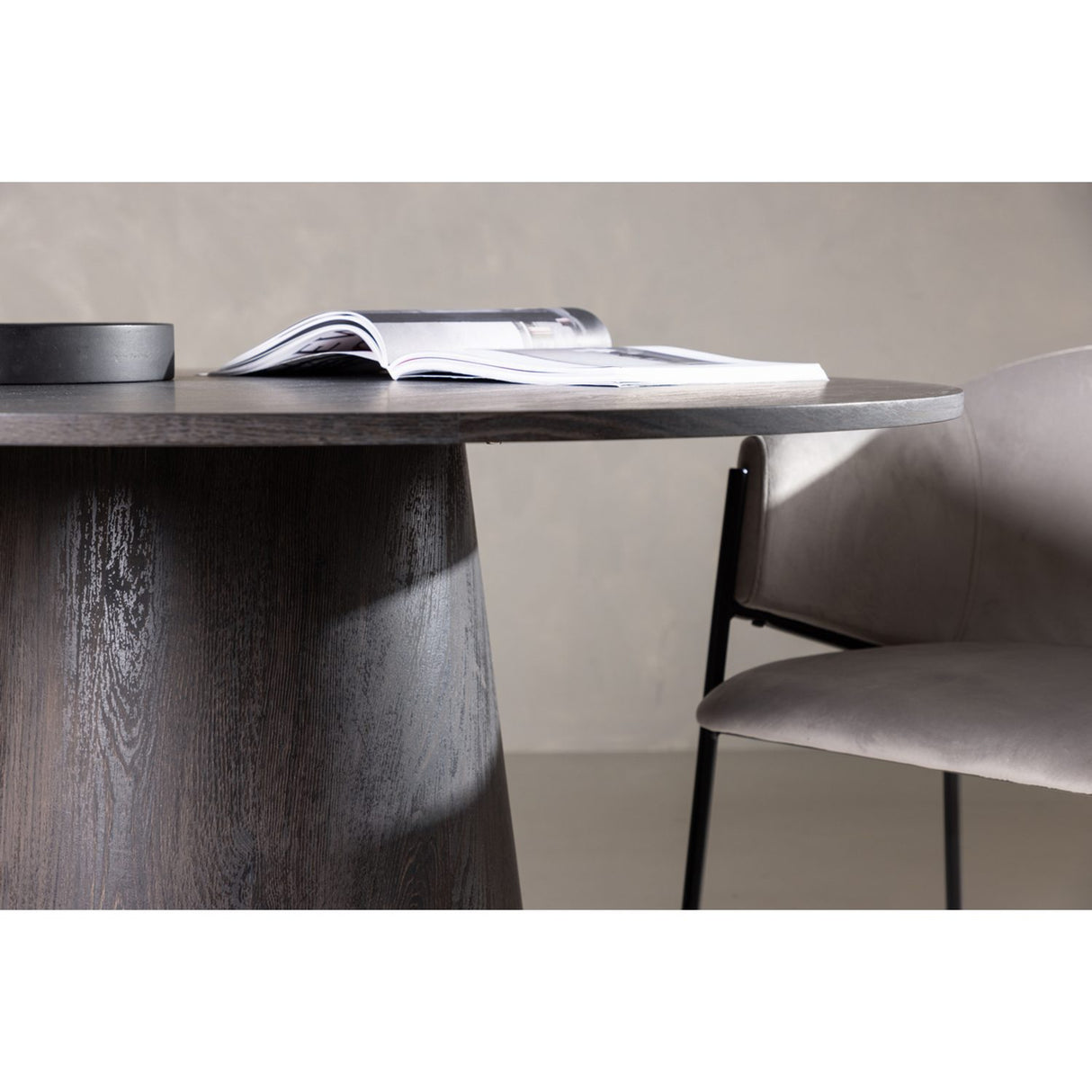 Lanzo Runt matbord Mocca