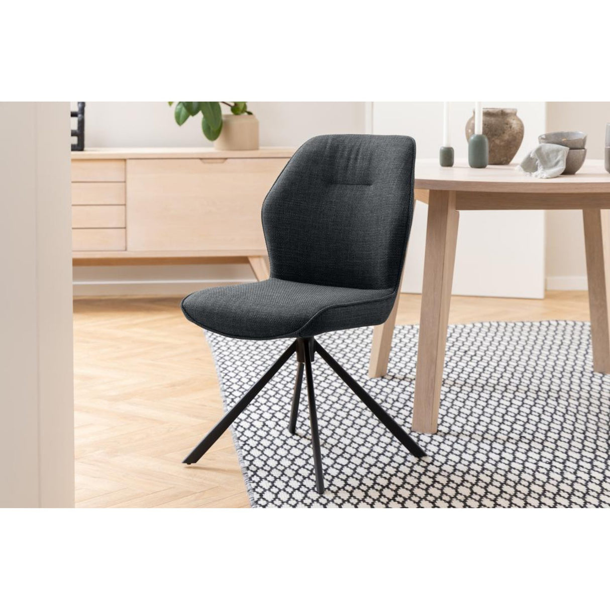 Millau Matstol Basel tyg Mörkgrå