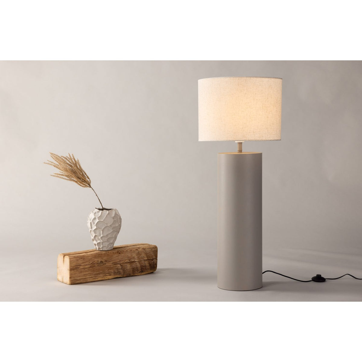 Umeå x Josefin Lustig Golvlampa Grå