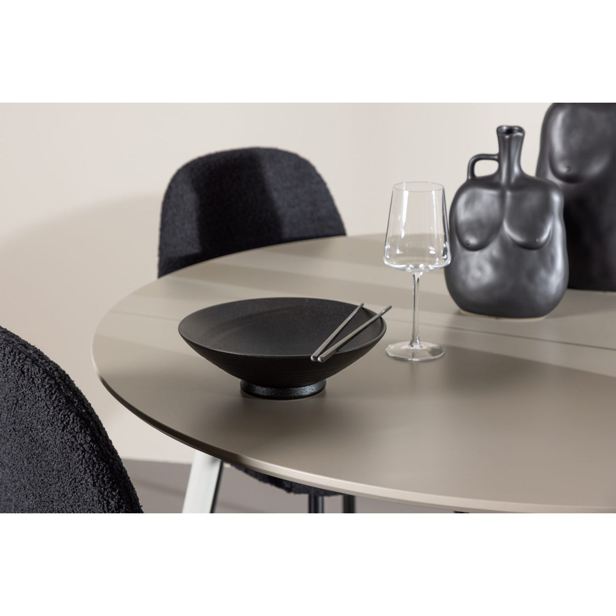 Plaza, Polar Rund matgrupp Svart, Beige, ⌀120