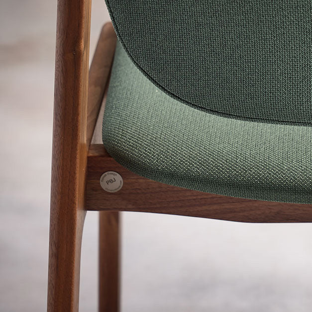 Cliff Karmstol Valnöt