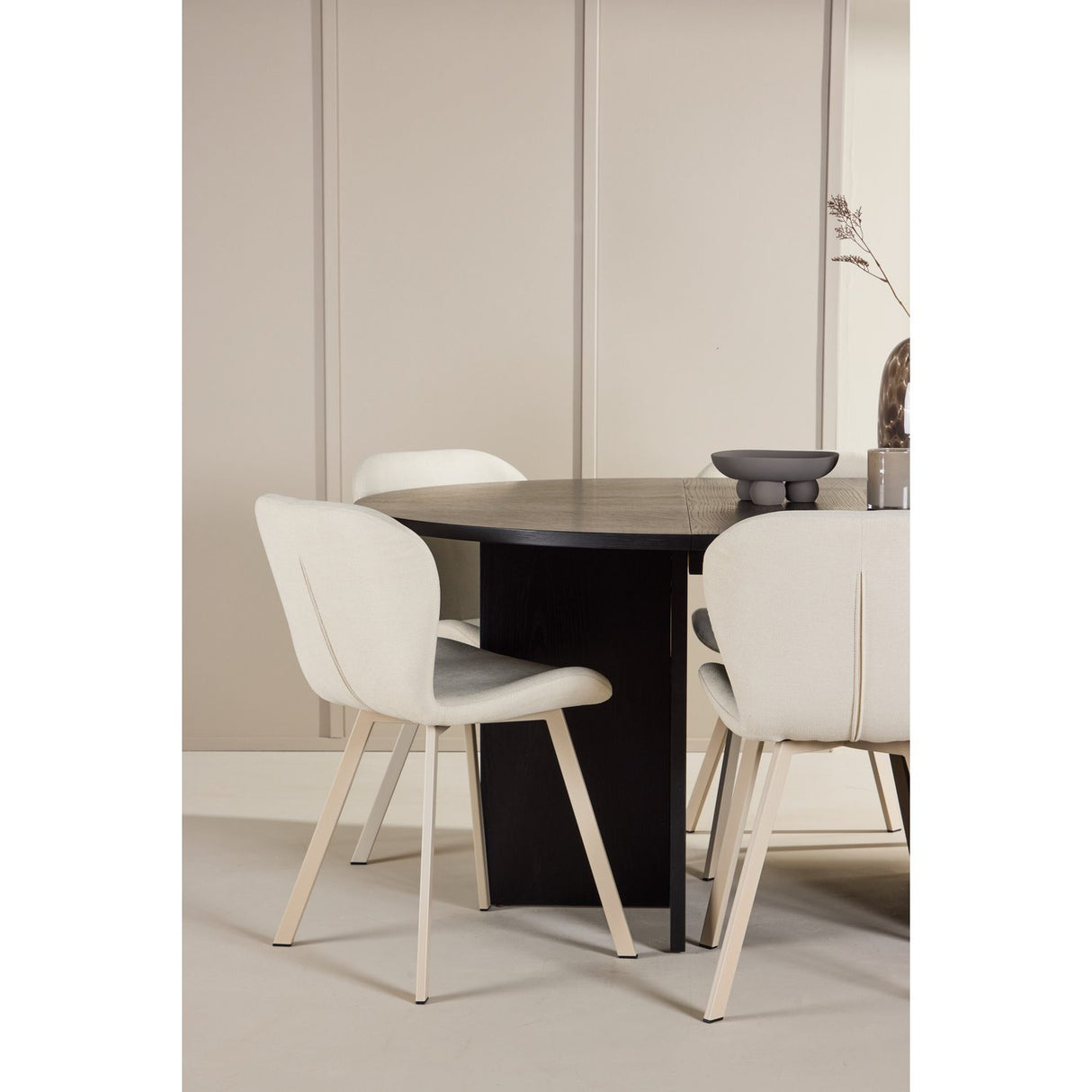 Strada, Lilja Oval matgrupp Beige, Svart, ⌀120