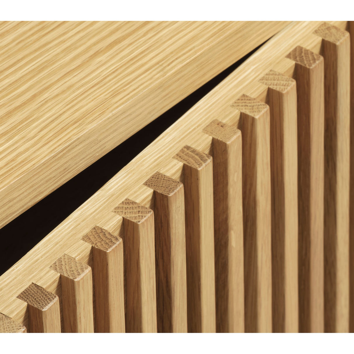 Lido Mediabänk 143 cm Naturlig ek