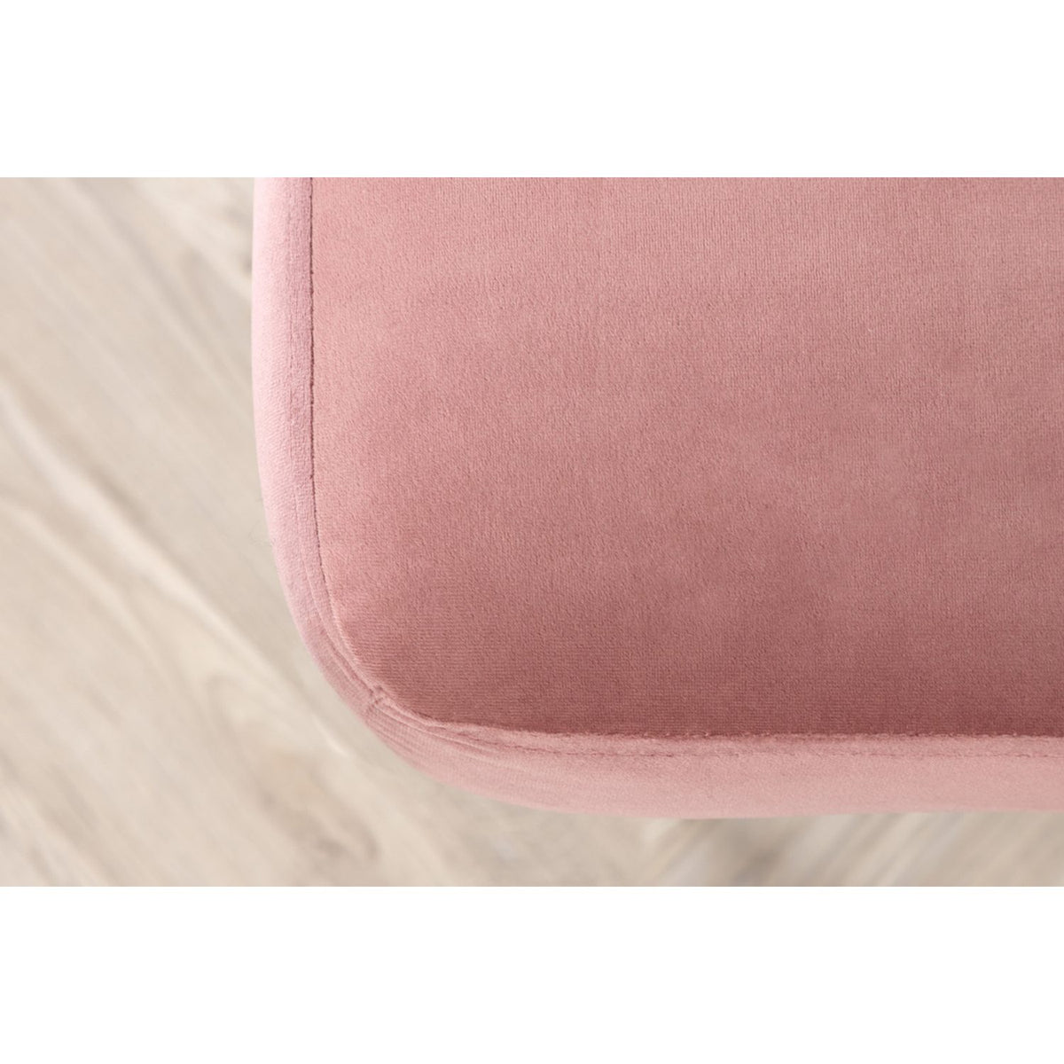 Boom Pall Rosa, Polyestersammet