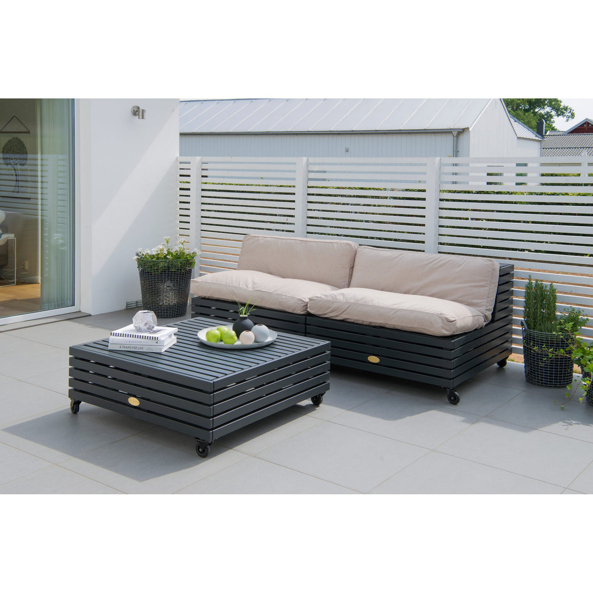 Bara Vara Utefåtölj Grå