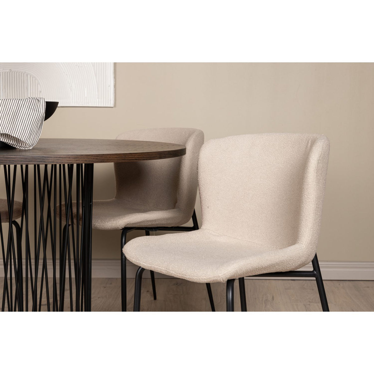 Stone round, Modesto Rund matgrupp
