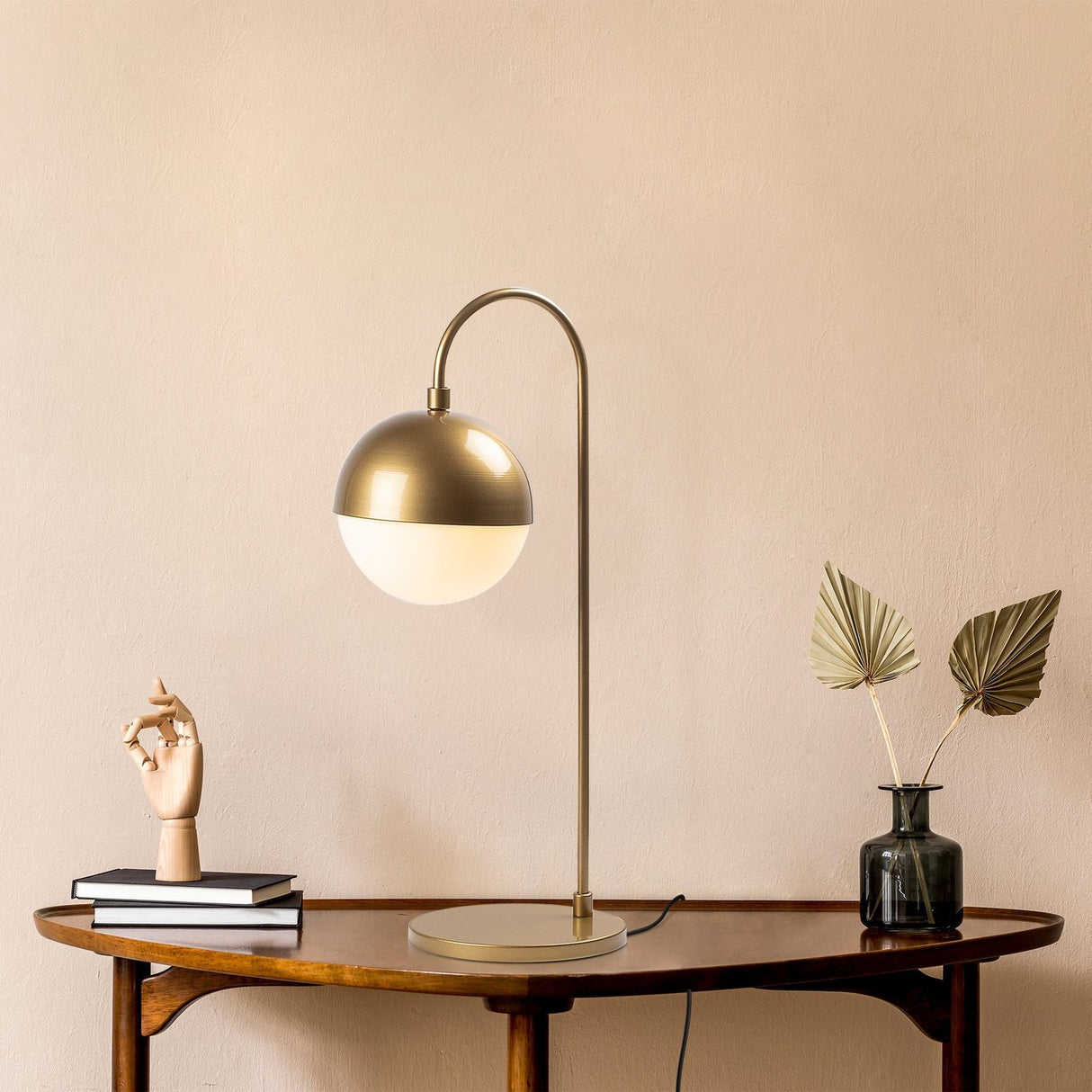 Hilda Gold Bordslampa