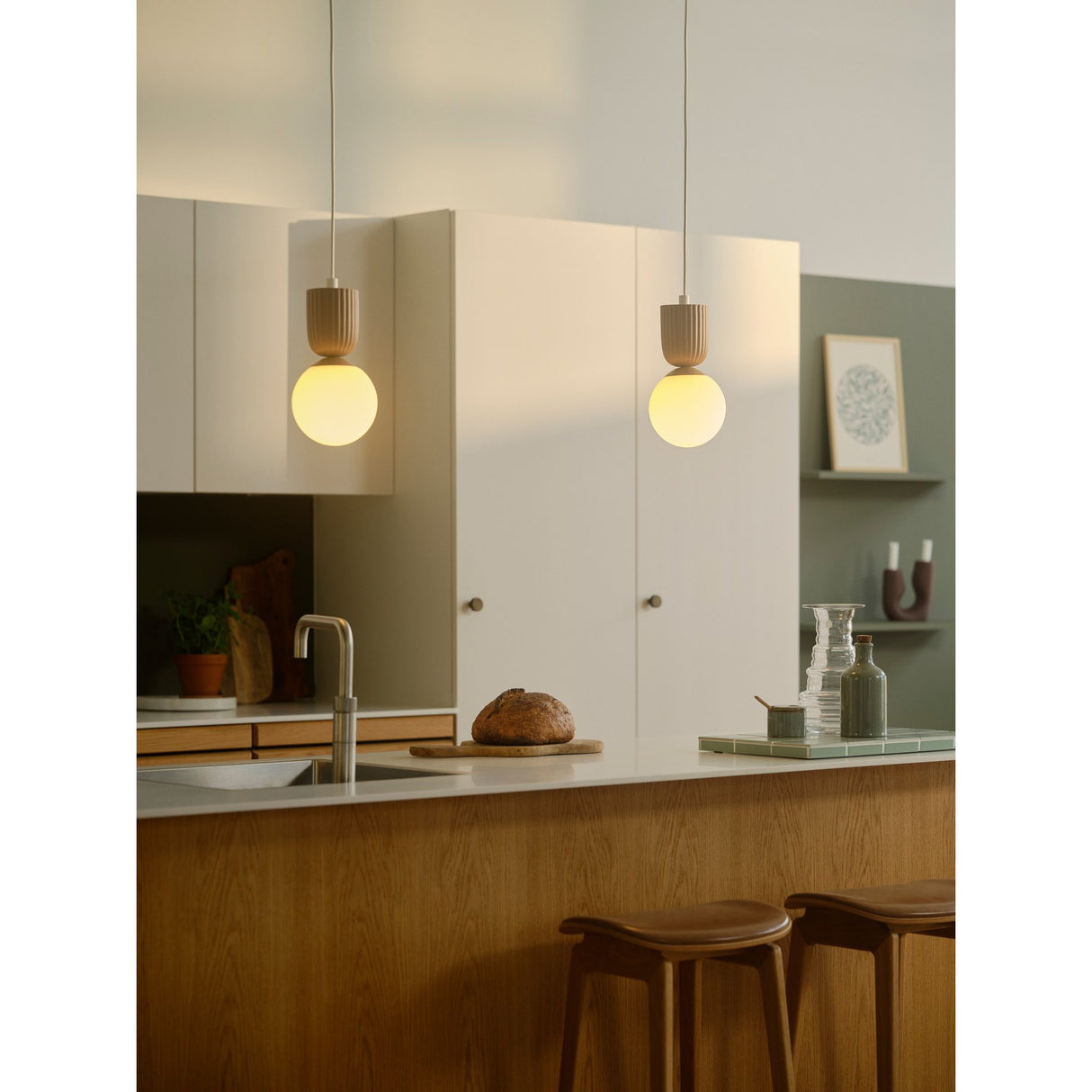 Sadie Taklampa Ljusbrun