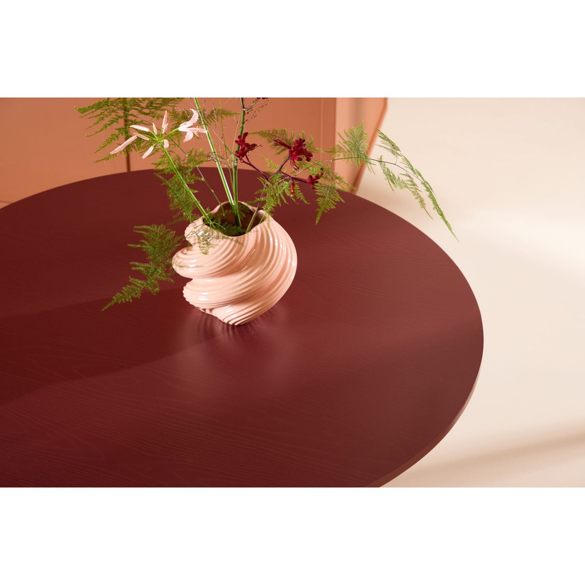 Lenox Runt matbord Burgundy