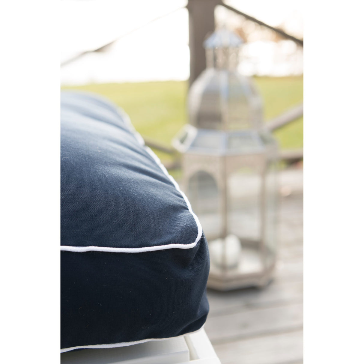 Bara Vara Utefåtölj Vit