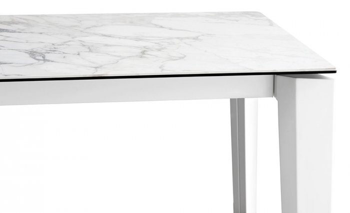 Delta Matbord Marmor 220 cm