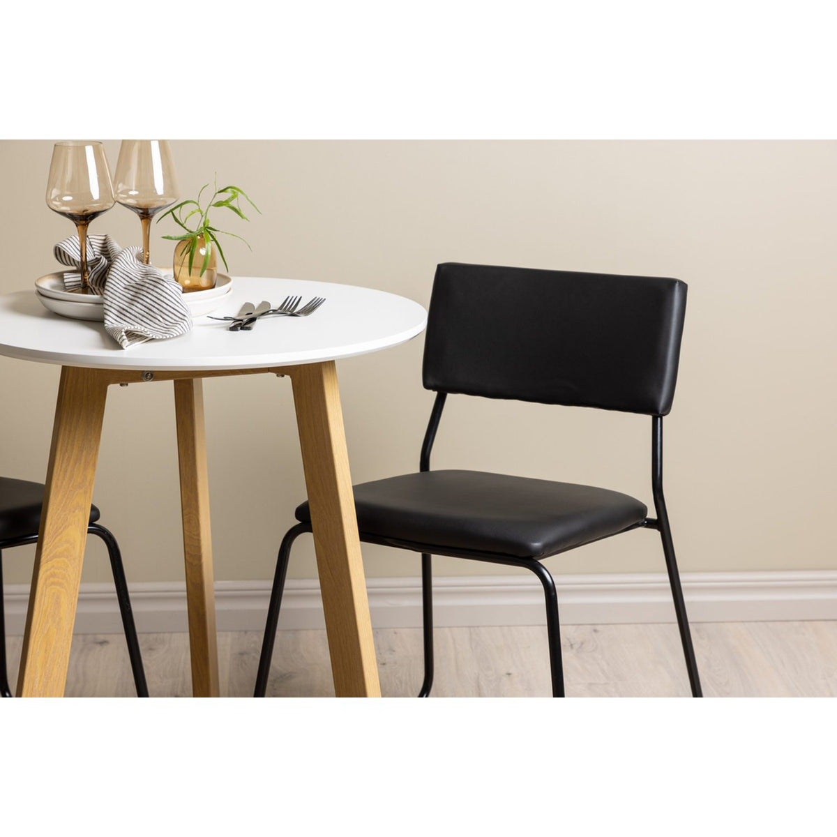 Leonora, Kenth Rund matgrupp Svart, Vit, ⌀65