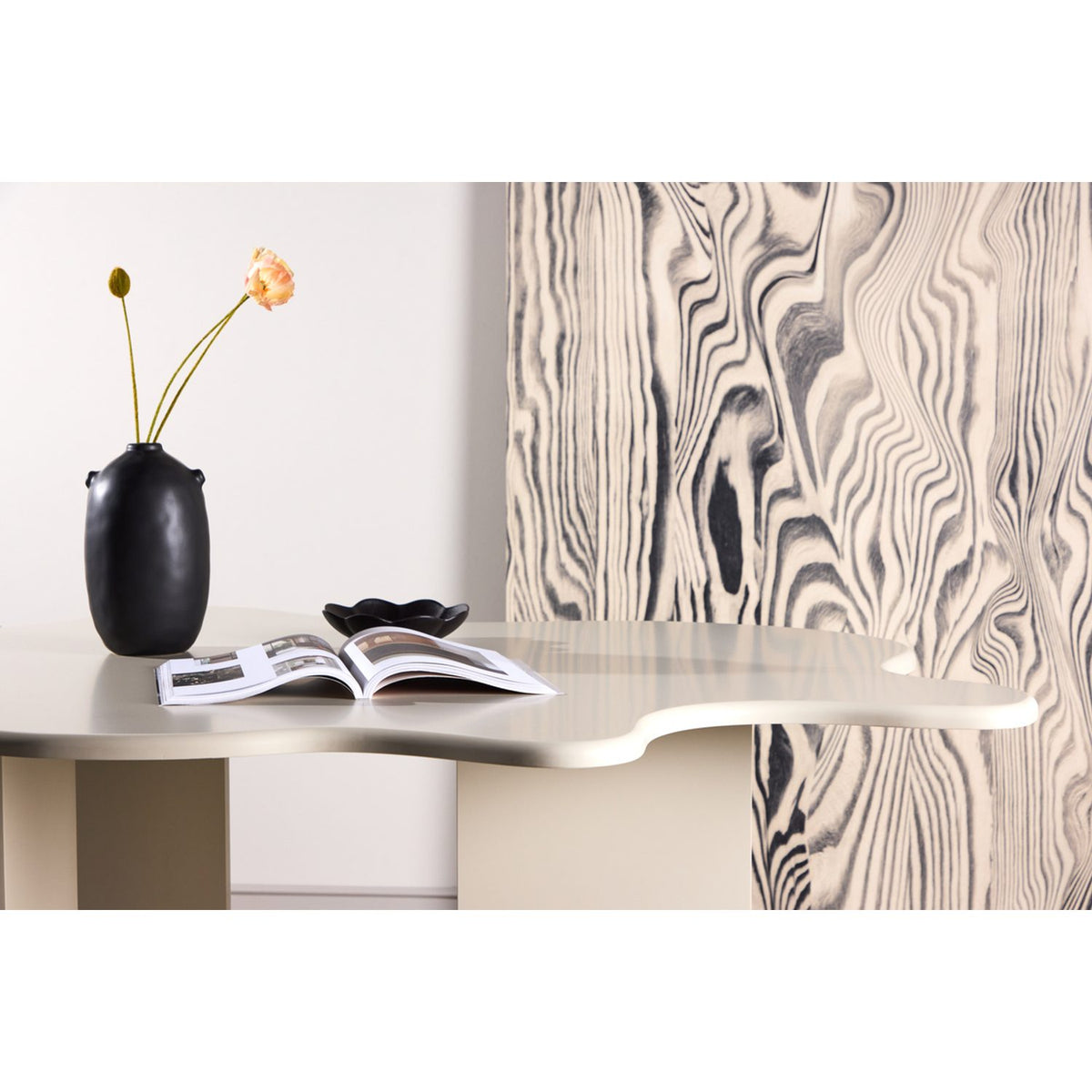 Flower Ovalt matbord Beige