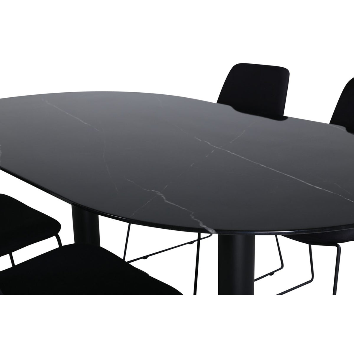Pillan, Muce Oval matgrupp
