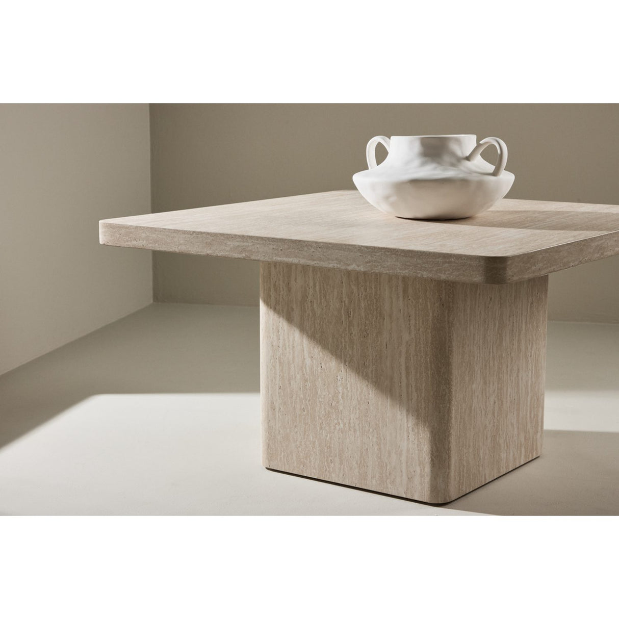 Qvart Soffbord Beige, 80 x 80