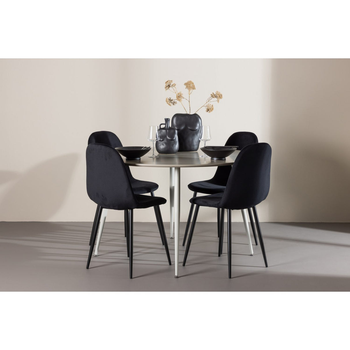 Plaza, Polar Rund matgrupp Svart, Beige, ⌀120