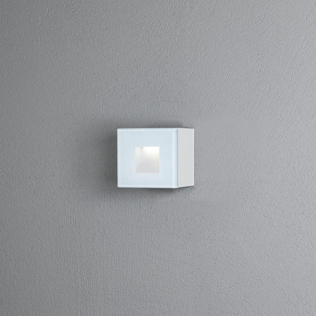 Chieri Liten HP-LED Vägglampa Ute Vit
