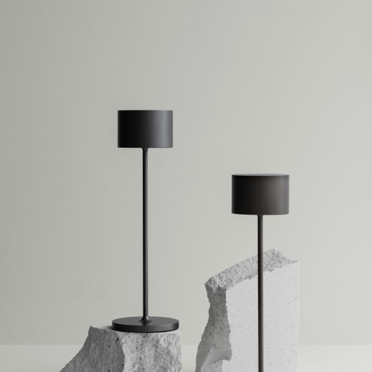 Farol mobil led lampa 33,5 cm Mobil LED-bordslampa Gunmetal
