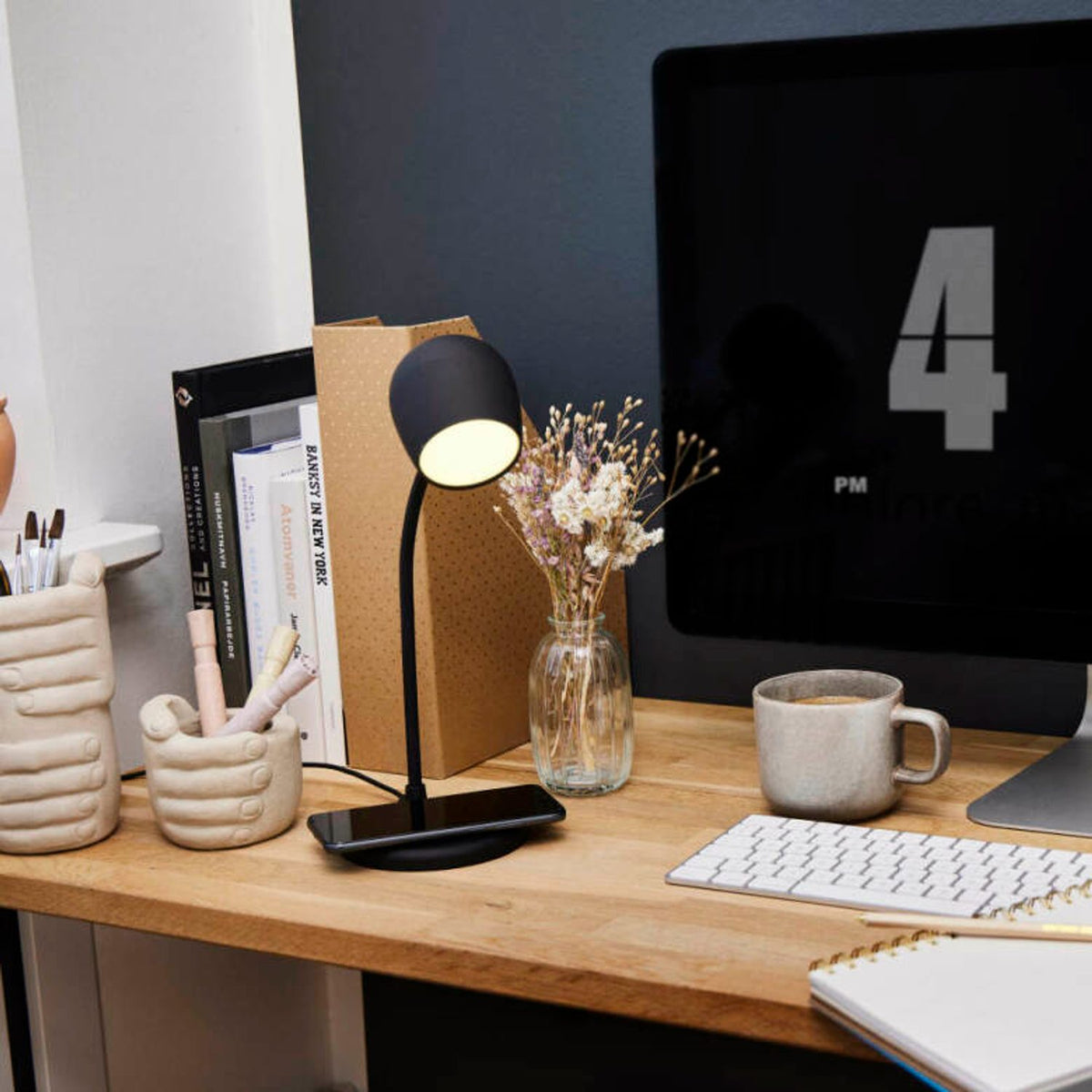 Ellie led-lampa//qi LED-Lampa Svart