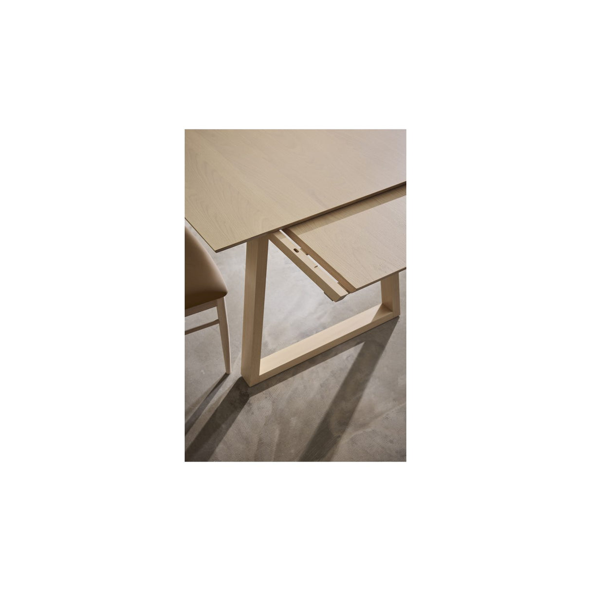 Tanum 220+50+50 cm Matbord Vitpigmenterad Ek