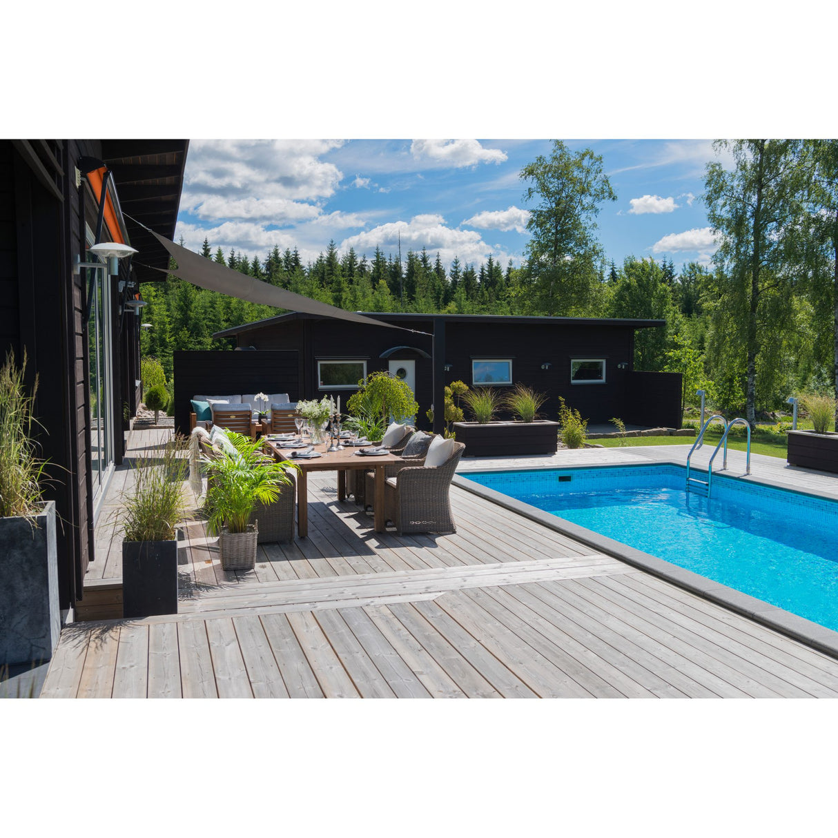 Gotland Utebord 60 x 120 cm Brun