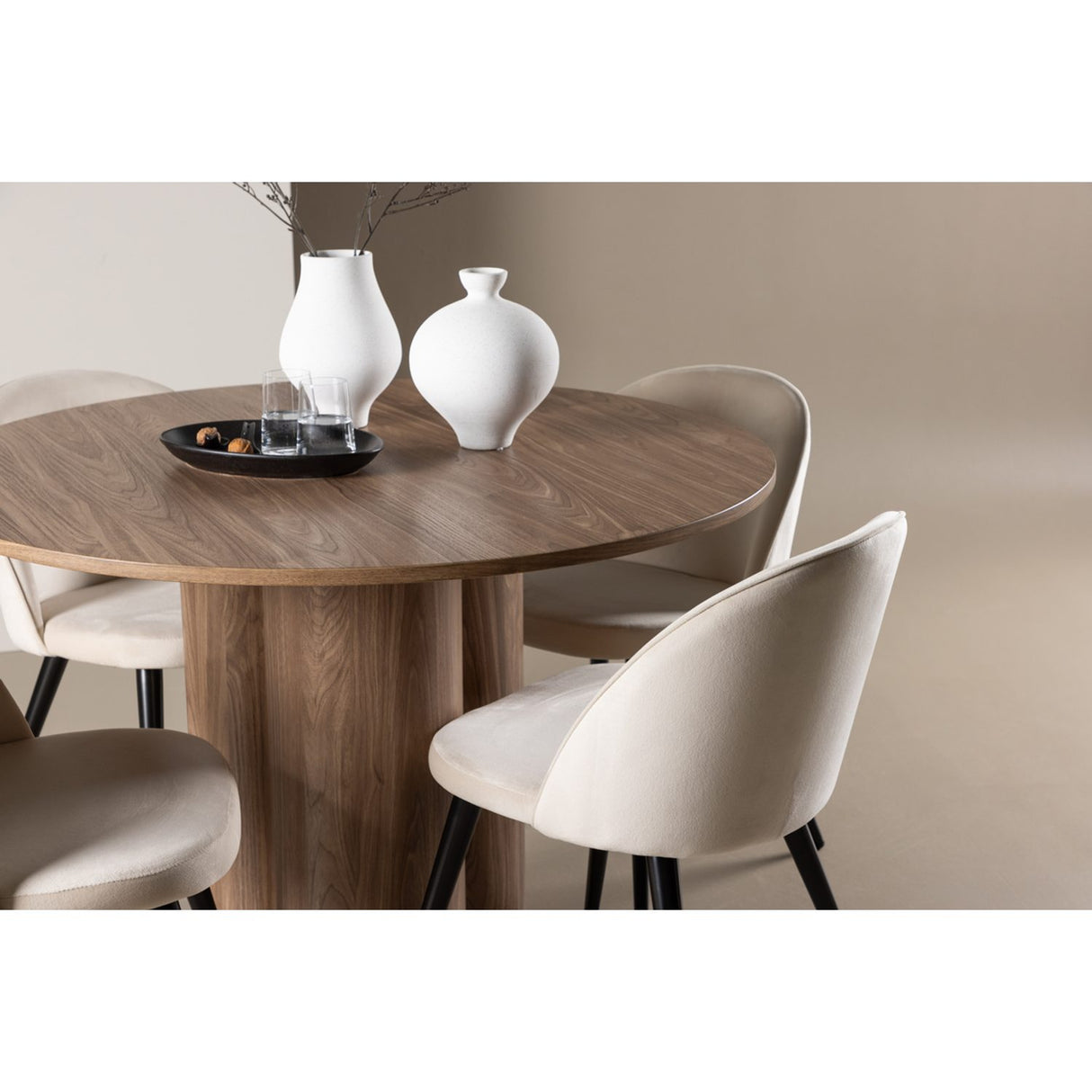 Olivia, Velvet Rund matgrupp