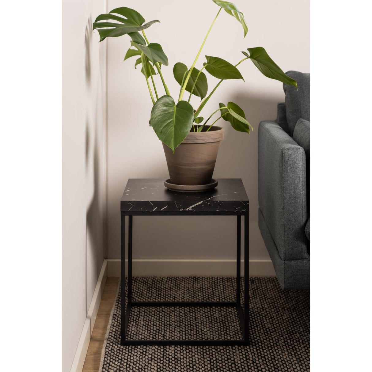 Vesterbro Soffbord 40x40 cm Svart Marquina