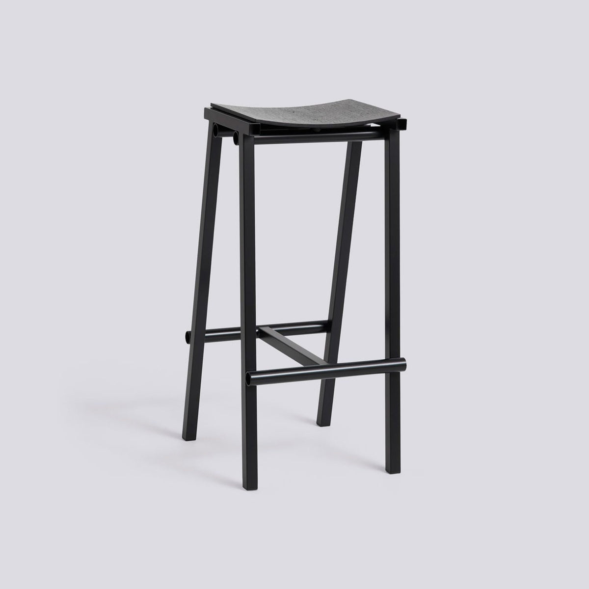 Taburete 8 75 cm Barpall Black – ekfaner med vattenbaserad lack, Black – pulverlackerat stål