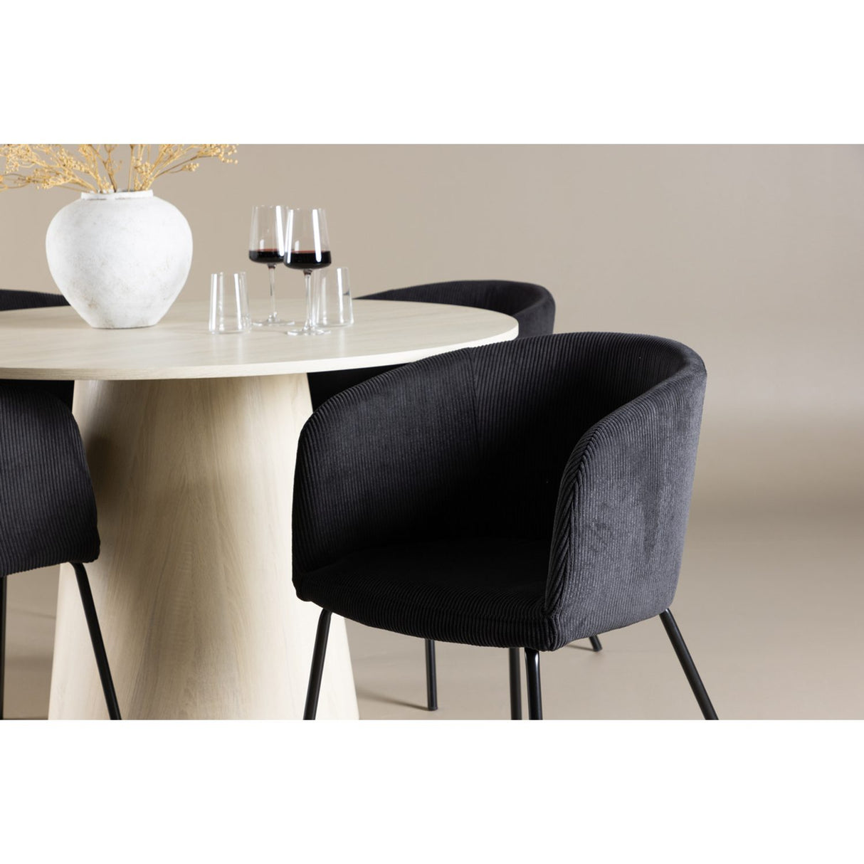 Lanzo, Berit Rund matgrupp Svart, Vitlaserad, ⌀120