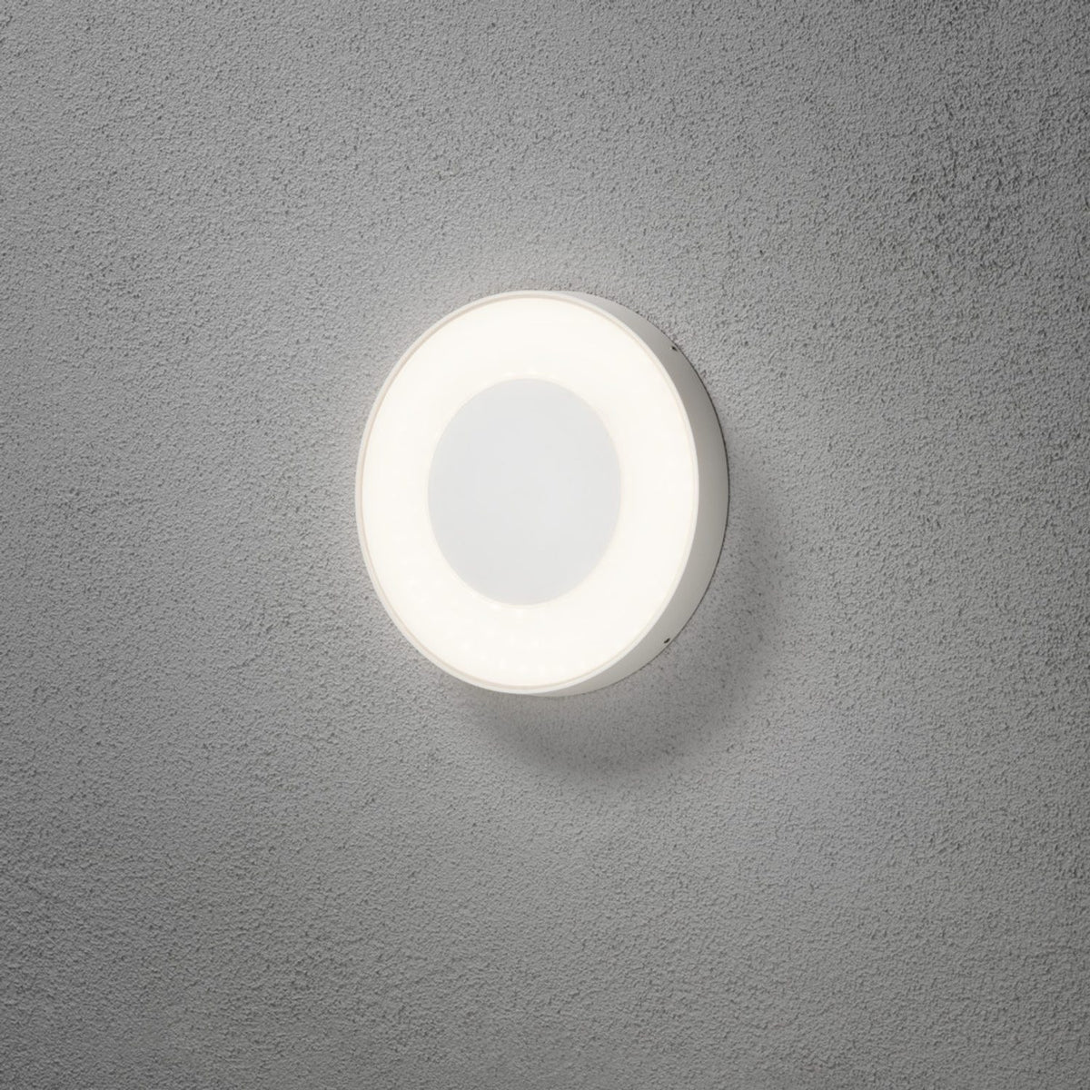 Carrara Rund HP-LED 25W Vit Vägglampa Ute