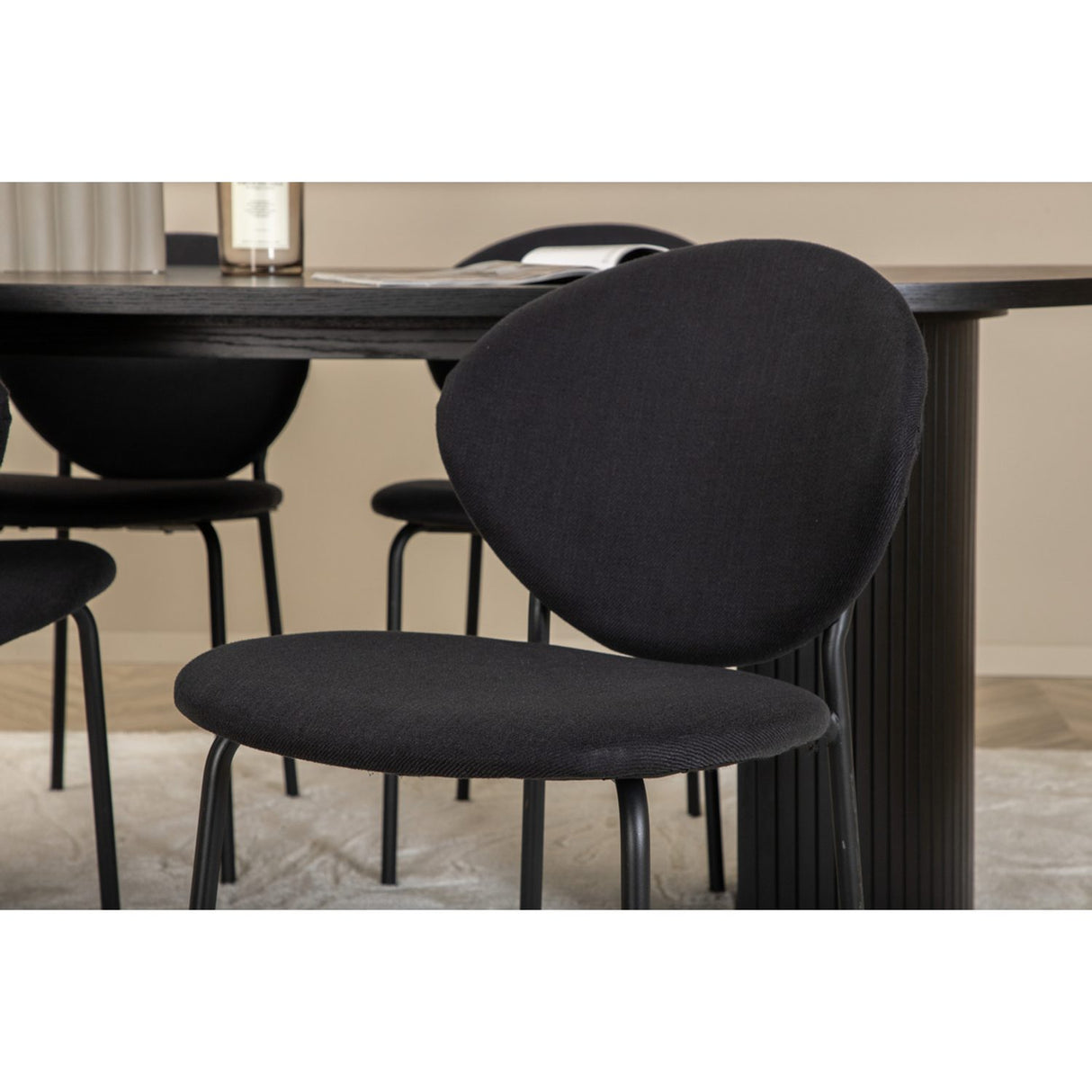 Bianca, Vault Oval matgrupp Svart, Svart, 200 x 90