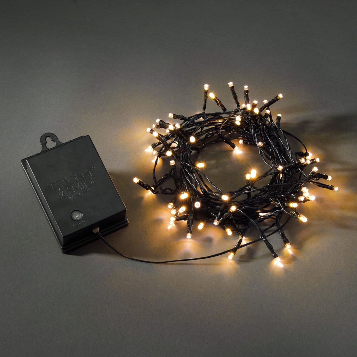 LED Skymningssensor och timer 6/9h Ljusslinga Ute Amber/Svart Kabel, 80 Lampor (7.9m)