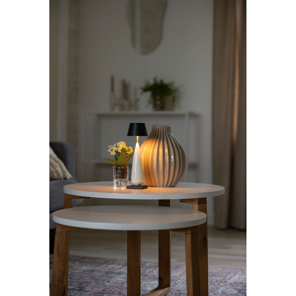 Frejus bordslampa USB Bordslampa Ute/Inne Svart/Gräddvit