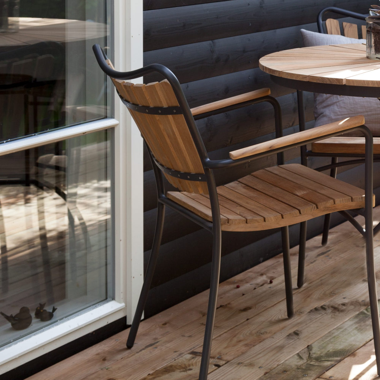 Ellen Trädgårdsmöbelset i Teak och Aluminium 130 cm + 5 stolar, Antracit