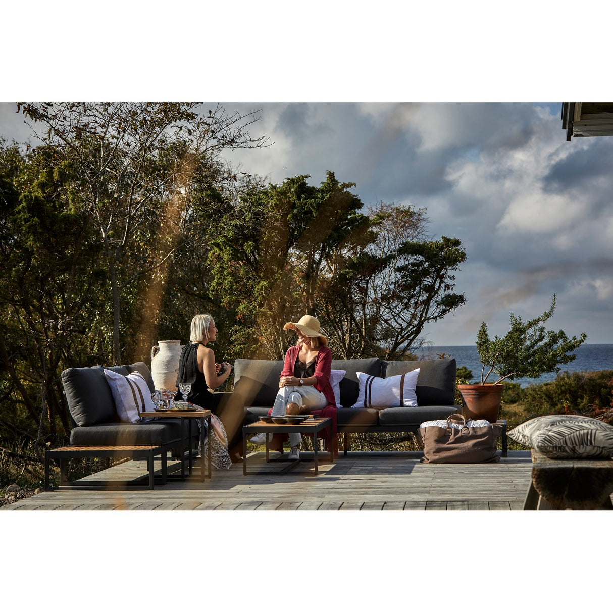 Oxelunda Utebord 113x55 cm Grå