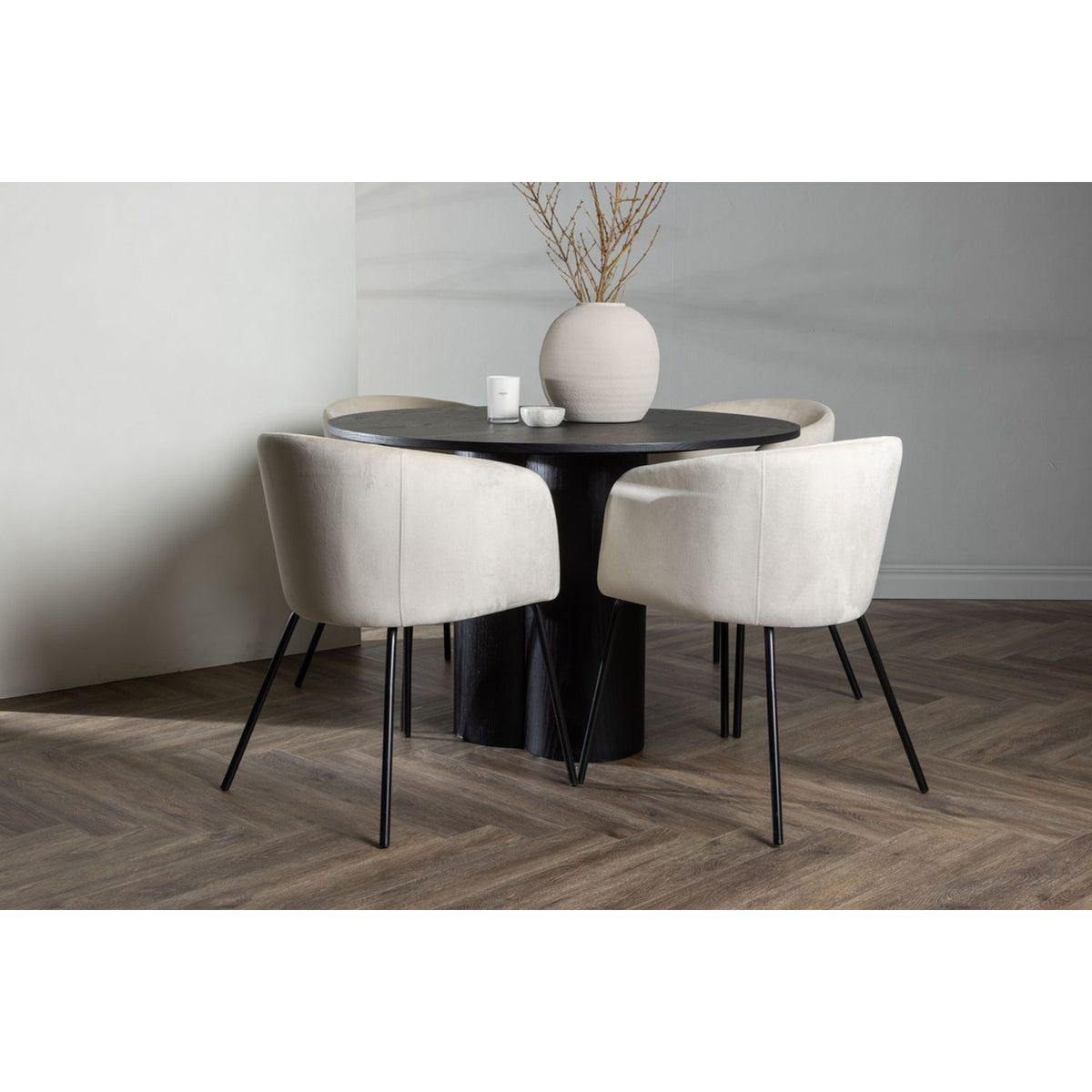 Olivia, Berit Rund matgrupp